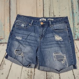 2 for $12 YMI distressed shorts 😎